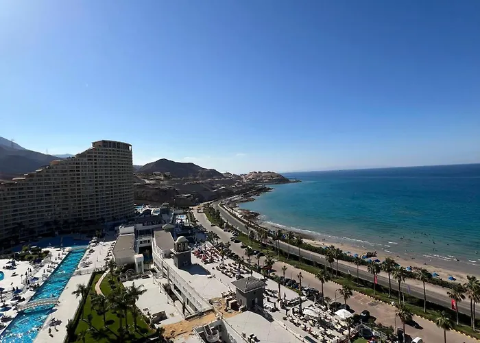 Porto Sokhna Luxury With Sea & Pool View *